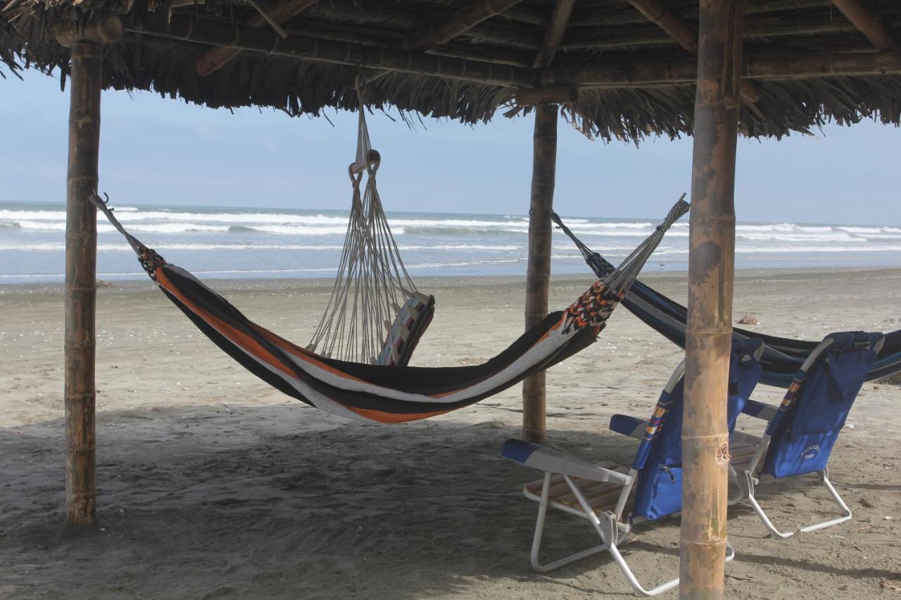 El Ocaso Oceanfront Apartment Canoa Eksteriør billede